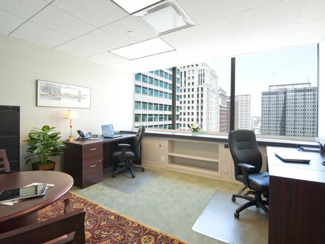 1515 Market Street Philadelphia PA Room for 2 lawyers