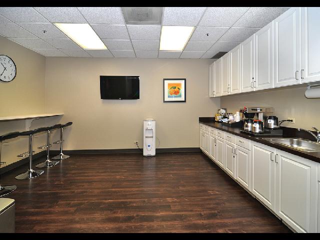 21550 Oxnard Street Los Angeles CA WC2 lunch room-11